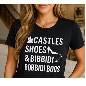 Disney World Graphic Tee Shirt XS‎ Cinderella Castle Magic Travel Disneyland